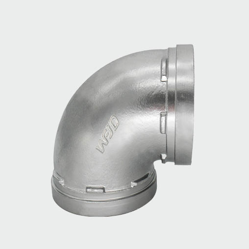 Lined plastic pipe fittings